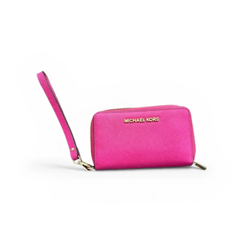 Michael Kors Jet Set Travel Hot Pink Leather Wristlet Wallet - Picture 1 of 3
